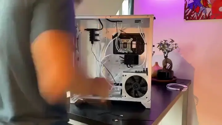 Cable Management in the Elemental PC workshop